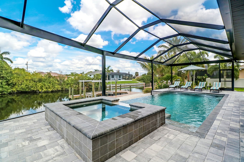 Vacation Rental in Cape Coral saltwater pool