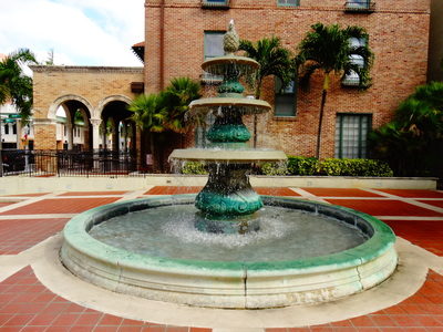 Cape Coral Vacation Rentals Downtown Fort Myers Fountain